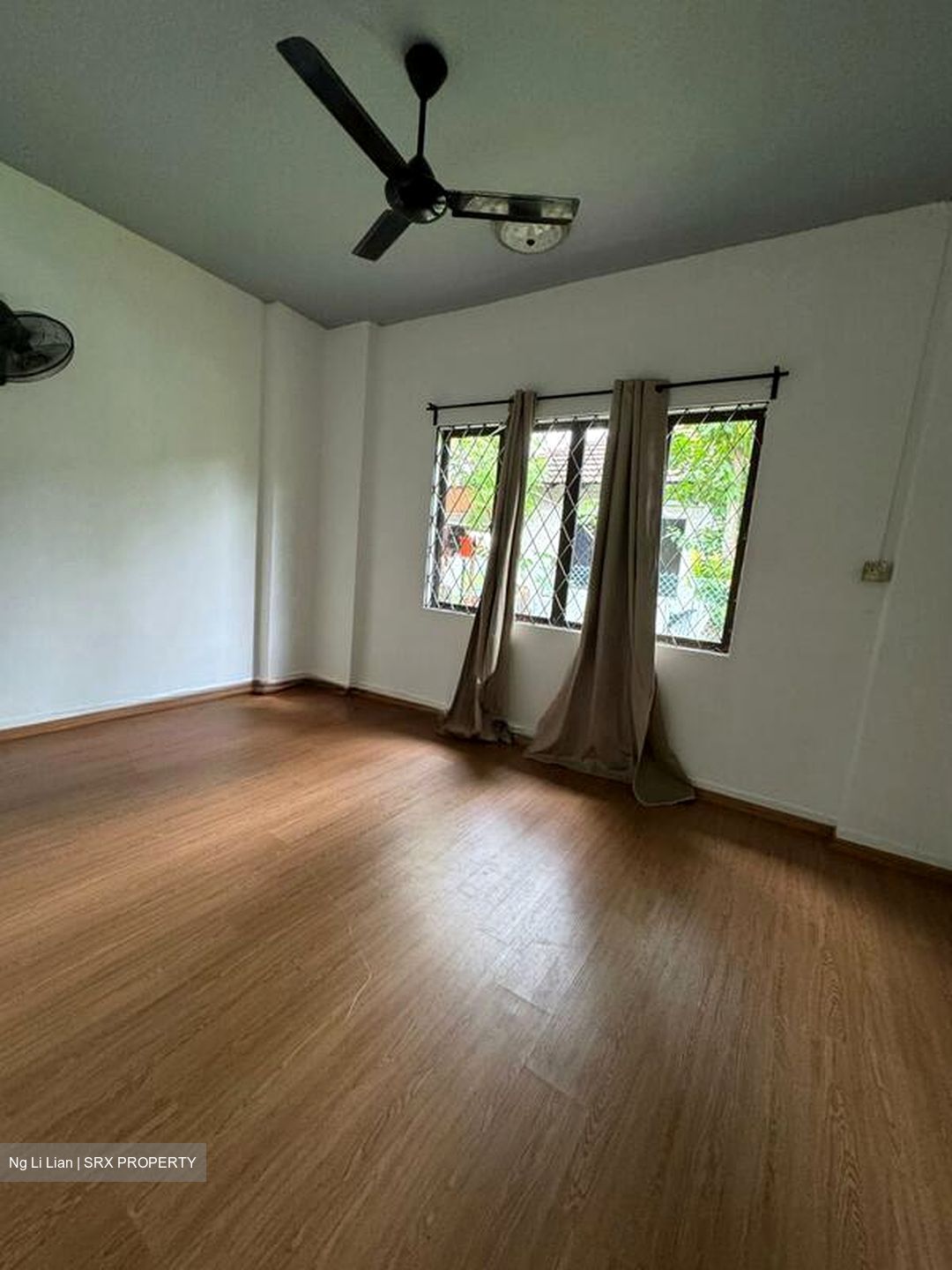 Serangoon Garden Estate (D19), Semi-Detached #556475801